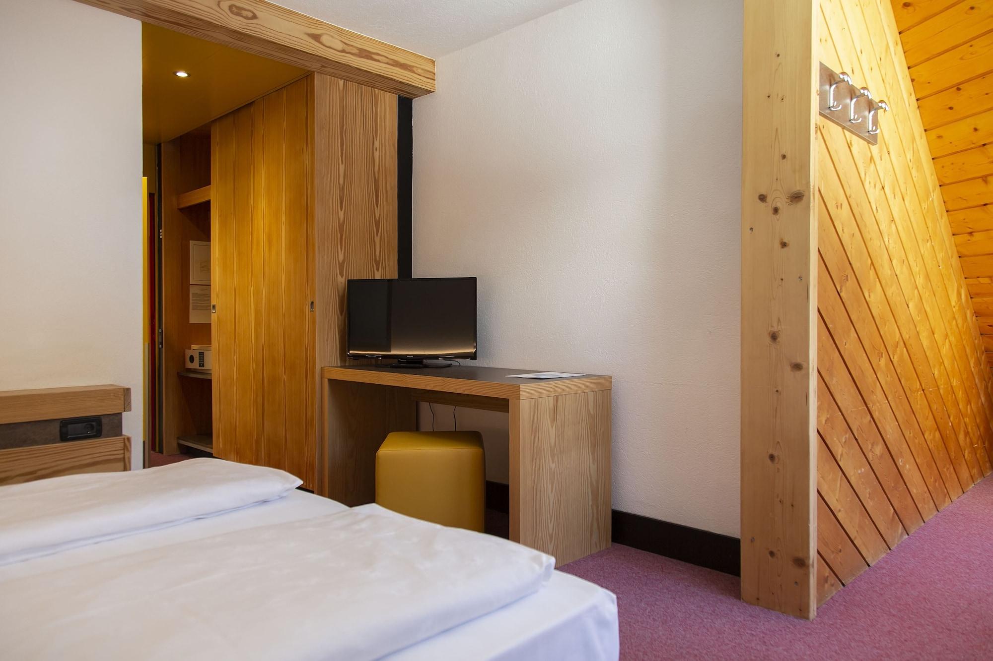 Blu Hotel Senales Zirm-Cristal Maso Corto Kültér fotó